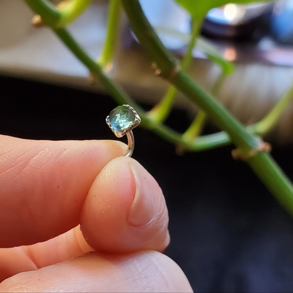 Sterling Silver Crystal L Shaped Nose Ring - Picture 2 of 6